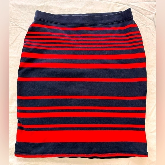 Old Navy Spandex/Cotton Blend Red & Navy Striped Pencil Skirt Size Large - Picture 1 of 9